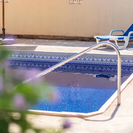 Pendulo بينيسا